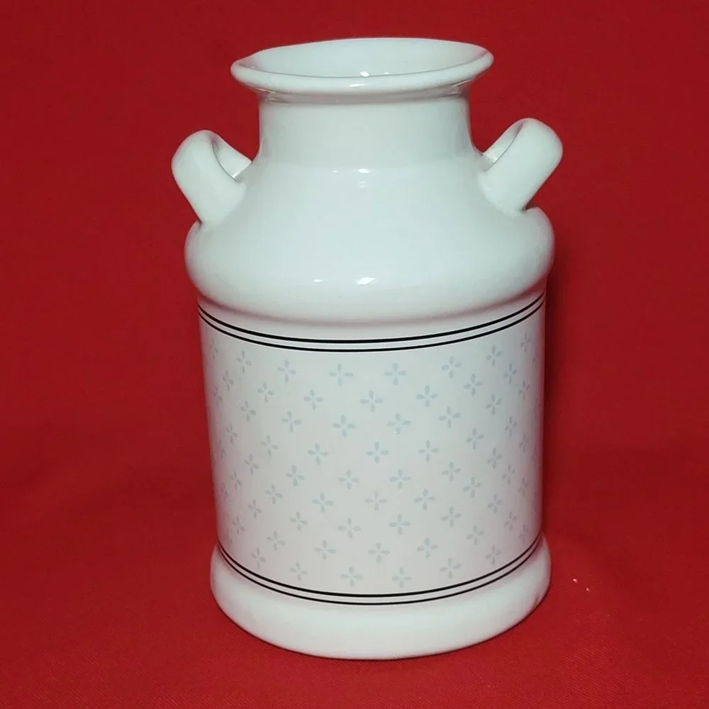 VTG Vandor Double Handle Farmhouse Milk Jug Urn Cat Design by Pelzman